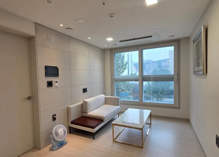 H Grande Apartment *